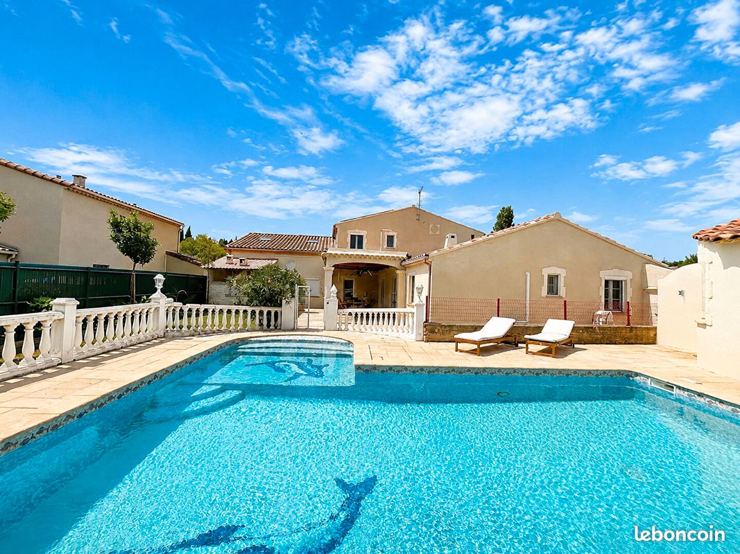 Maison 8 pièces 163 m² · à Piolenc · 163 m² · 425 000 €