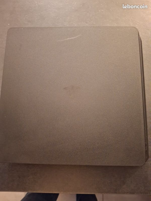 Console Ps4 à vendre (image 4)