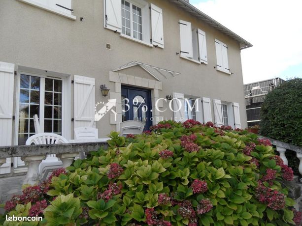 Propriété 8 pièces 237 m²