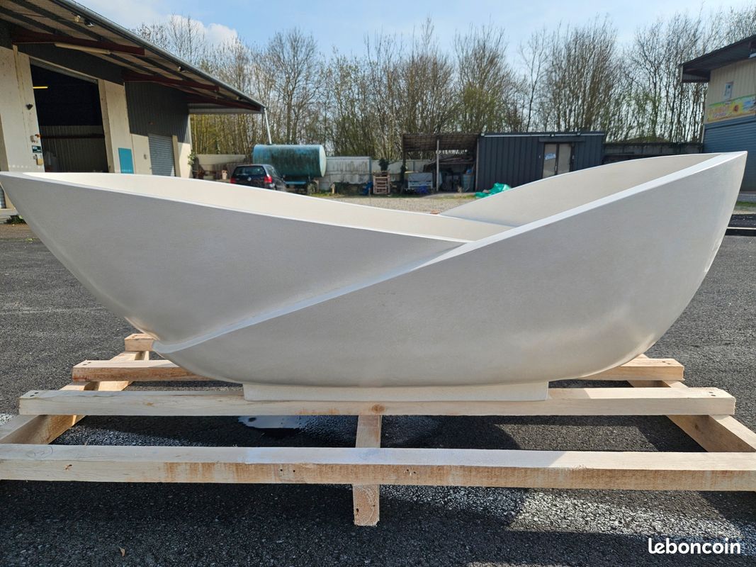 ❤️ Baignoire îlot en pierre massive – création moderne, introuvable dans le commerce (image 1)