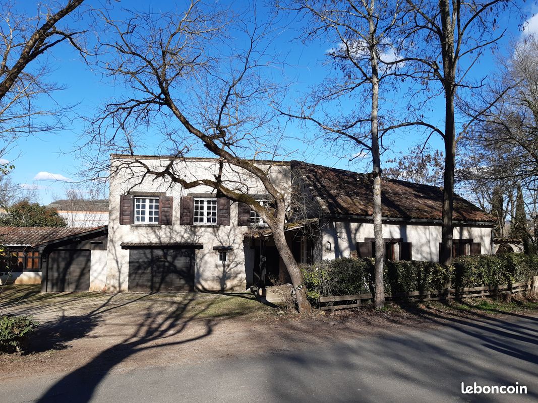 Maison 3 pièces 160 m² · à Cordes-sur-Ciel · 160 m² · 160 000 €
