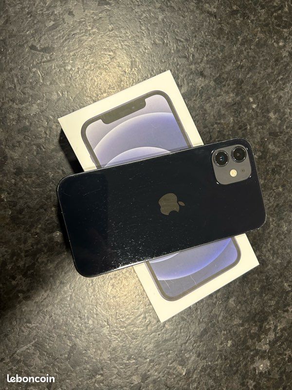 IPhone 12 noir 64BG bon état (image 2)