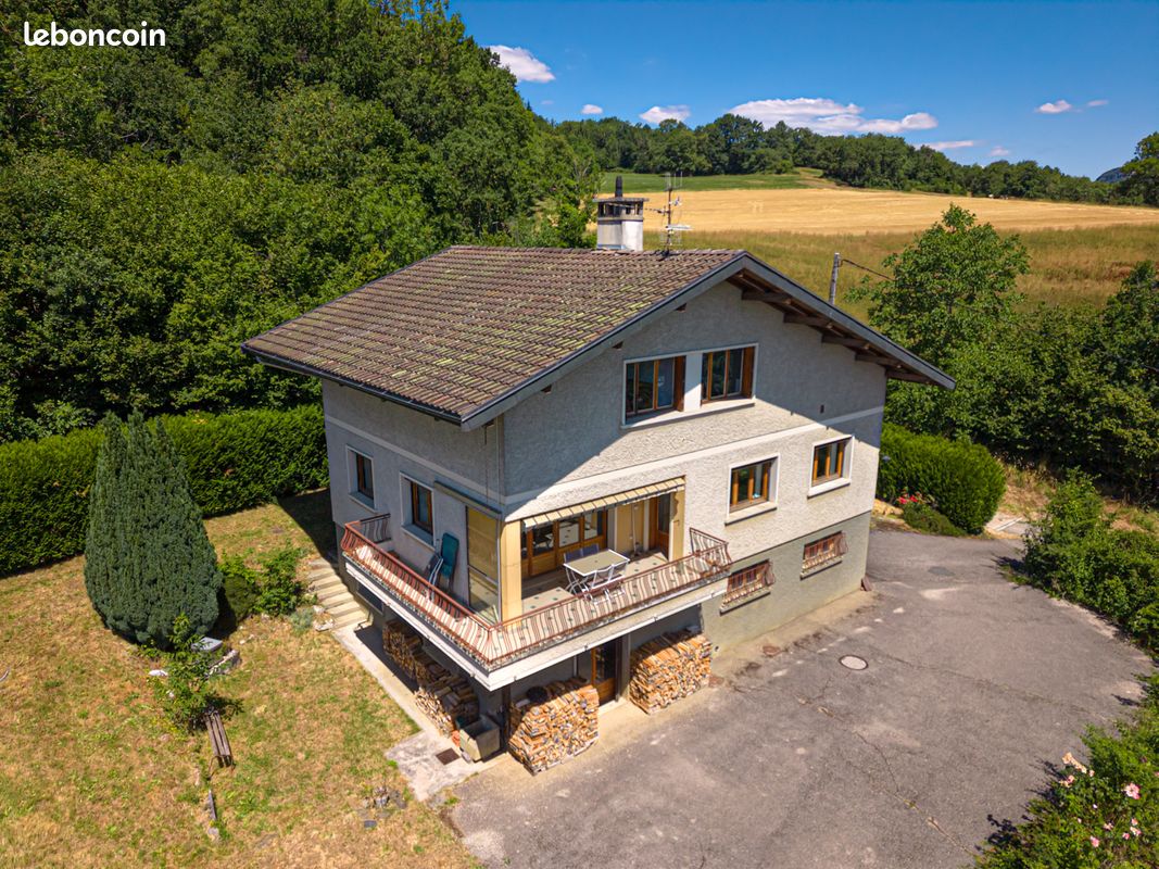 Maison 7 pièces 168 m² · à Poisy · 168 m² · 770 000 €