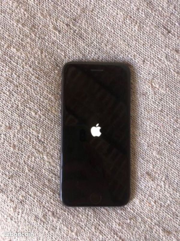 Apple IPhone 8 Gris sidéral 64 Go (image 1)