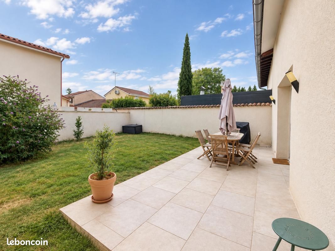 Maison 4 pièces 83 m² · à Saint-Genis-Laval · 83 m² · 379 000 €