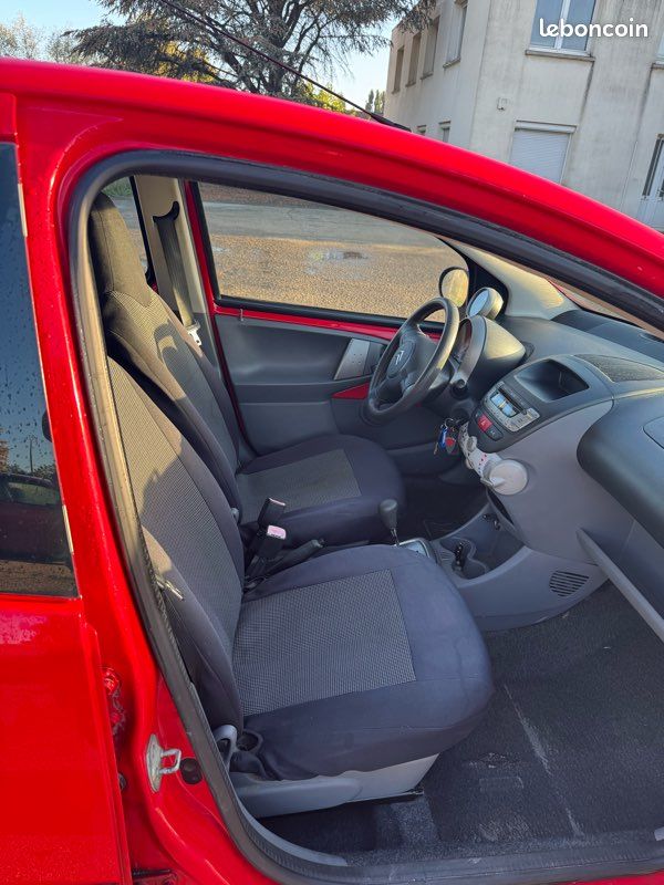 Voiture C1 (image 3)