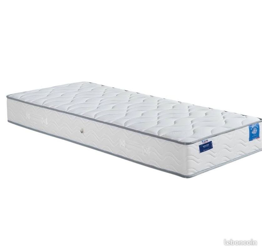 Donne Matelas propre excellent état Gauthier (image 1)