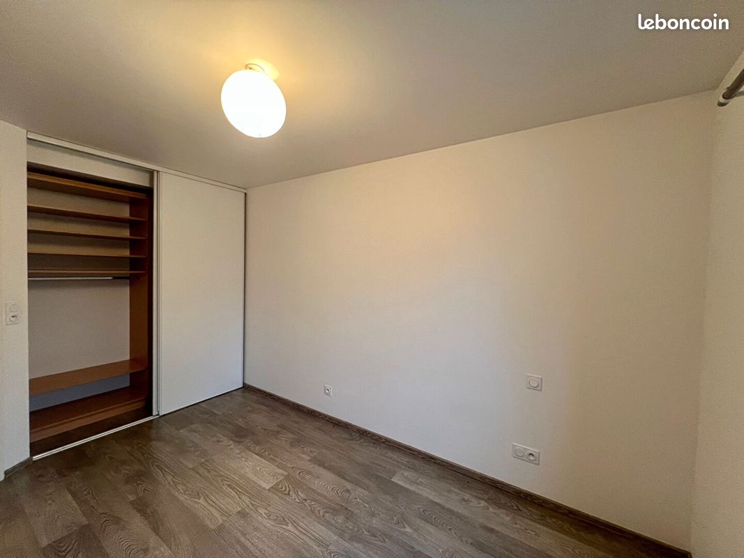 Appartement a louer niort - 3 pièce(s) - 93 m2 - Surfyn