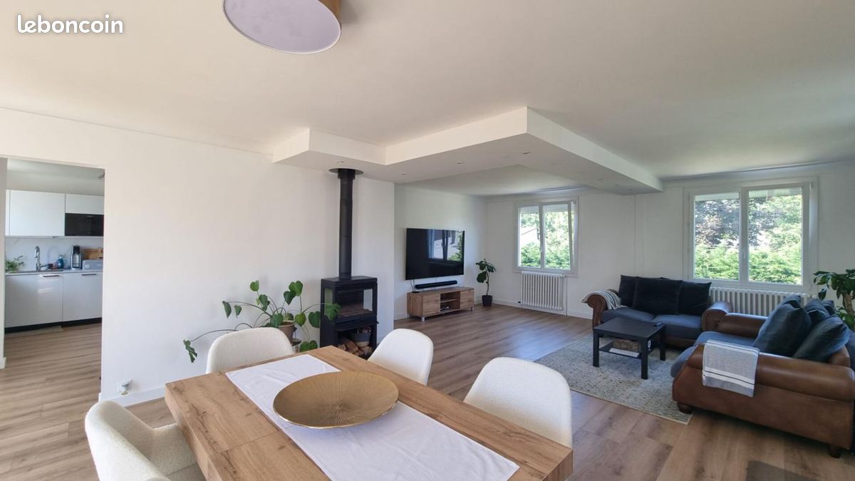 Maison 4 pièces 129 m² · à Sautron · 129 m² · 1 515 €