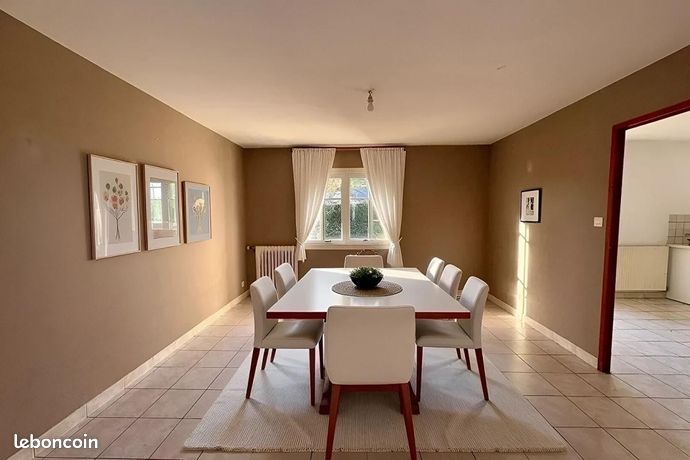 Maison 7 pièces 166 m² — 2