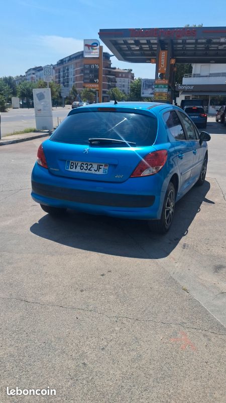 Peugeot 207 1.6 HDi 92ch Active de 2011 CT OK (image 3)