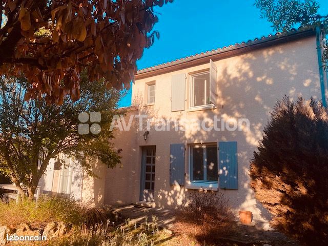 Maison 7 pièces 130 m² · à Nercillac · 130 m² · 210 000 €