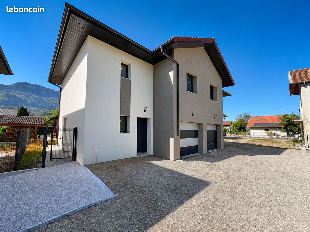 Maison 4 pièces 88 m² · à Saint-Pierre-en-Faucigny · 88 m² · 425 000 €