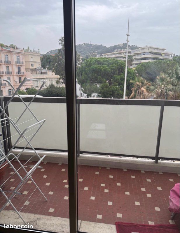 Appartement 1 pièce 28 m² · à Cannes · 28 m² · 245 000 €