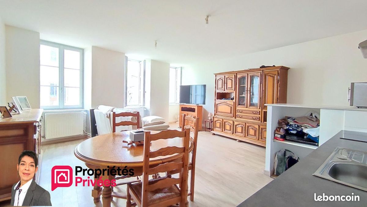Appartement 3 pièces 74 m² · à Thizy-les-Bourgs · 74 m² · 57 000 €