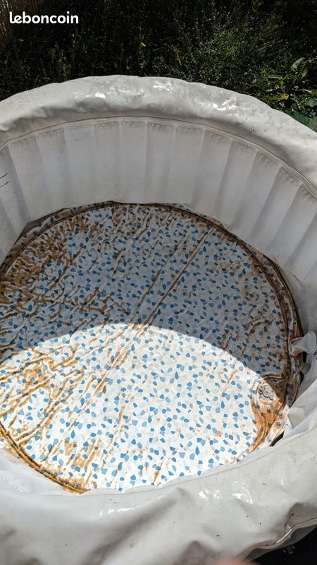 Jacuzzi (image 7)