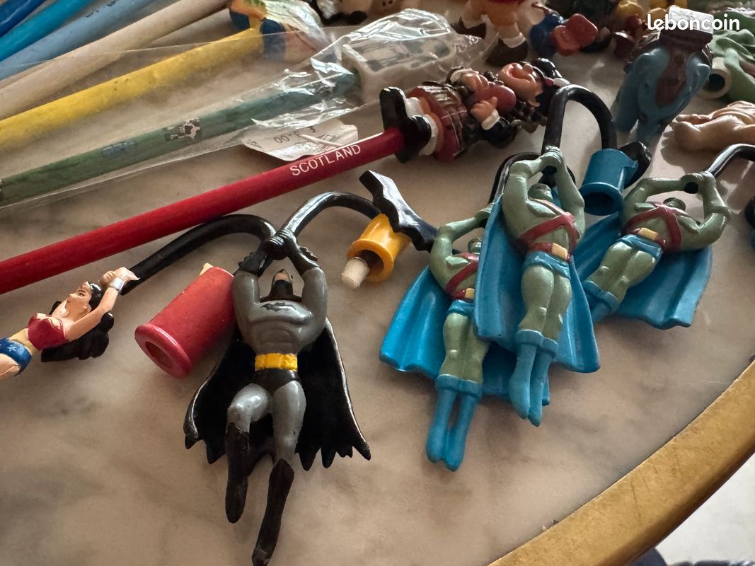 Collection de crayons (image 4)