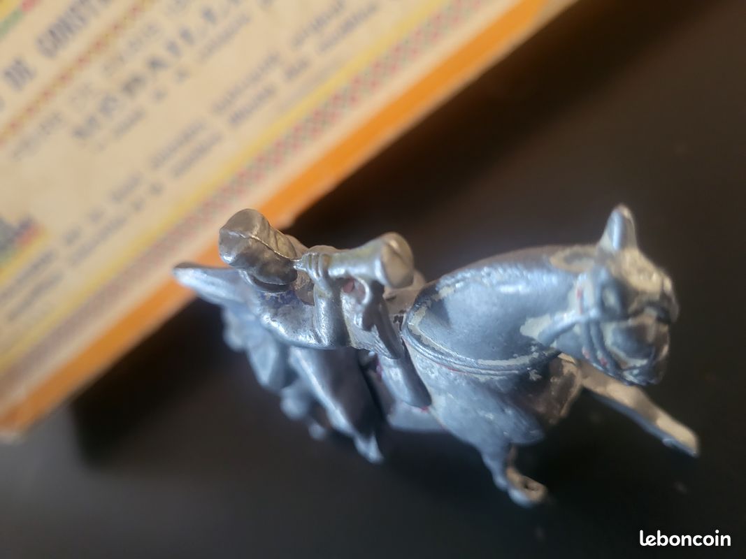 Ancien Cheval De Trait Avec Barrière Quiralu - Jouet Miniature En Alu, Occasion, Fabrication Française
