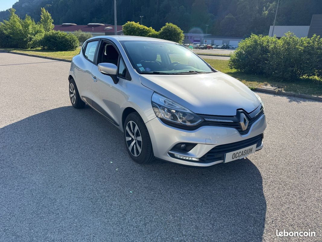 RENAULT CLIO IV BUSINESS TCe 90 Energy PREMIERE MAIN (image 1)