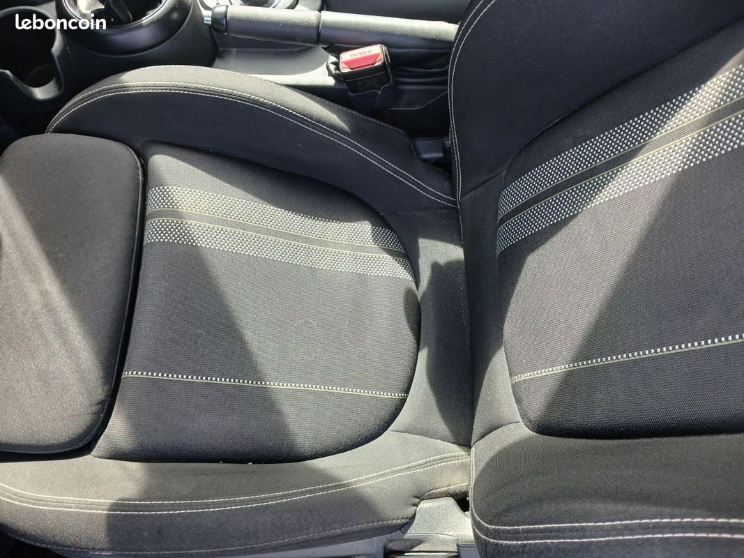 Mini (4) Cooper SD 170 ch (image 8)