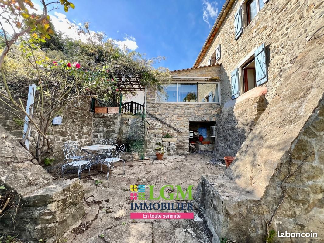 Maison 4 pièces 88 m² · à Mialet · 88 m² · 179 000 €