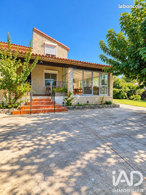 Maison 5 pièces 140 m² · à Marignane · 140 m² · 460 000 €
