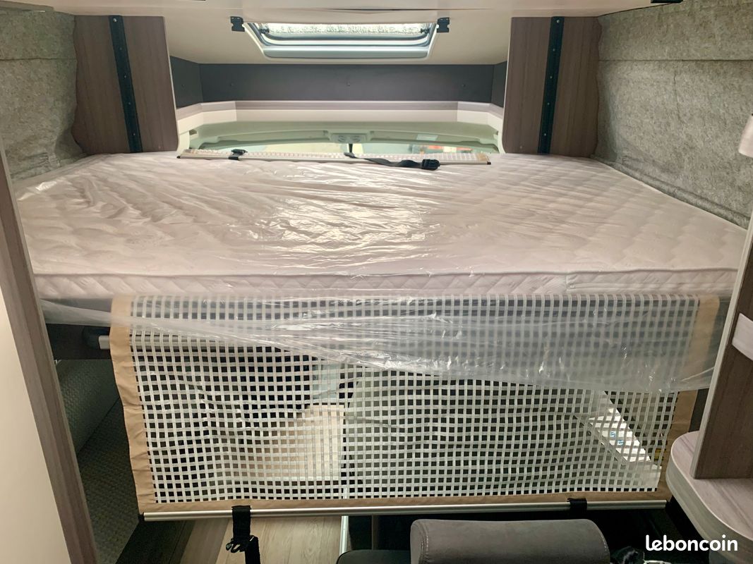 Camping-car hobby hkm optima ontour 5 couchages et 5 places carte grise (image 3)