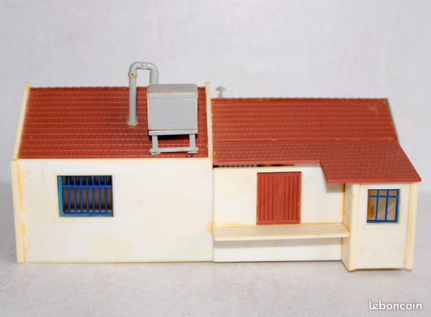 Fabrique de meubles - MK650 - MKD - Maquettes de batiments - Easy