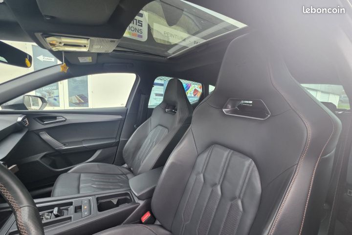CUPRA LEON 1.4 E-HYBRID 245 VZ DSG6 Sièges chauffants Toit Ouvrant Peinture Mate Garantie 12 mois (image 11)