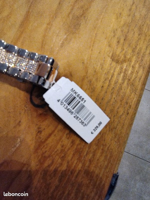 Montre neuve Mickaël kors (image 2)