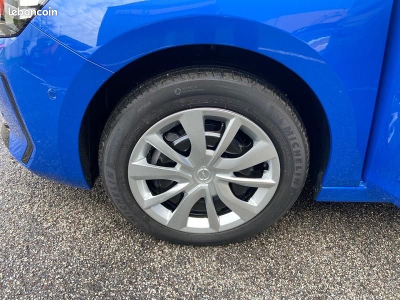 Opel Corsa 1.2 Turbo Hybrid 110ch Edition e-DCT6 (image 4)