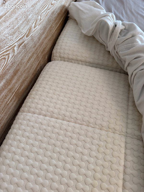 Lot tables de chevet, tête de lit, lit électrique et ses deux matelas ergonomiques André Renault (image 4)