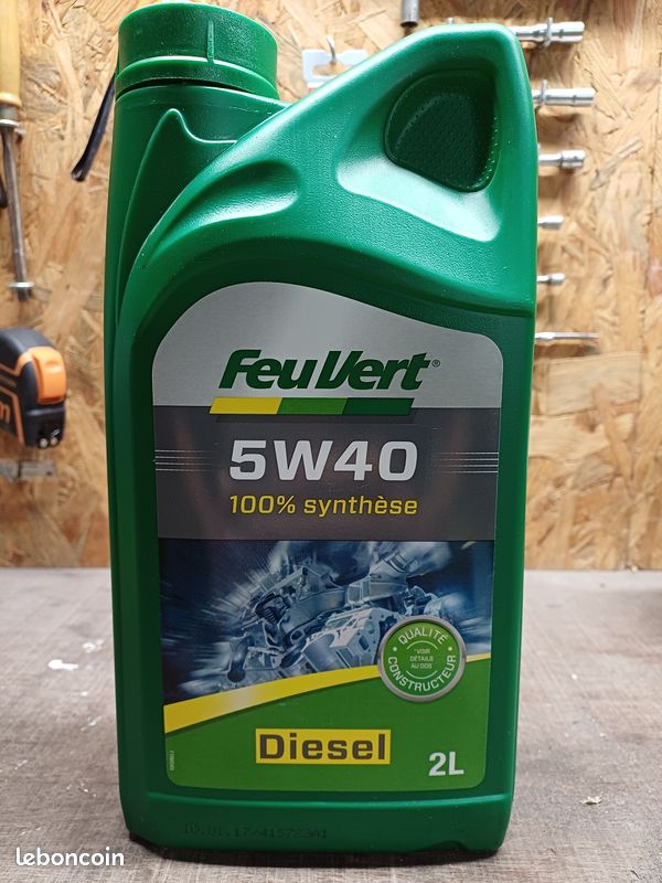 Huile feu vert 2 litres 5w40 diesel bidon neuf (image 1)