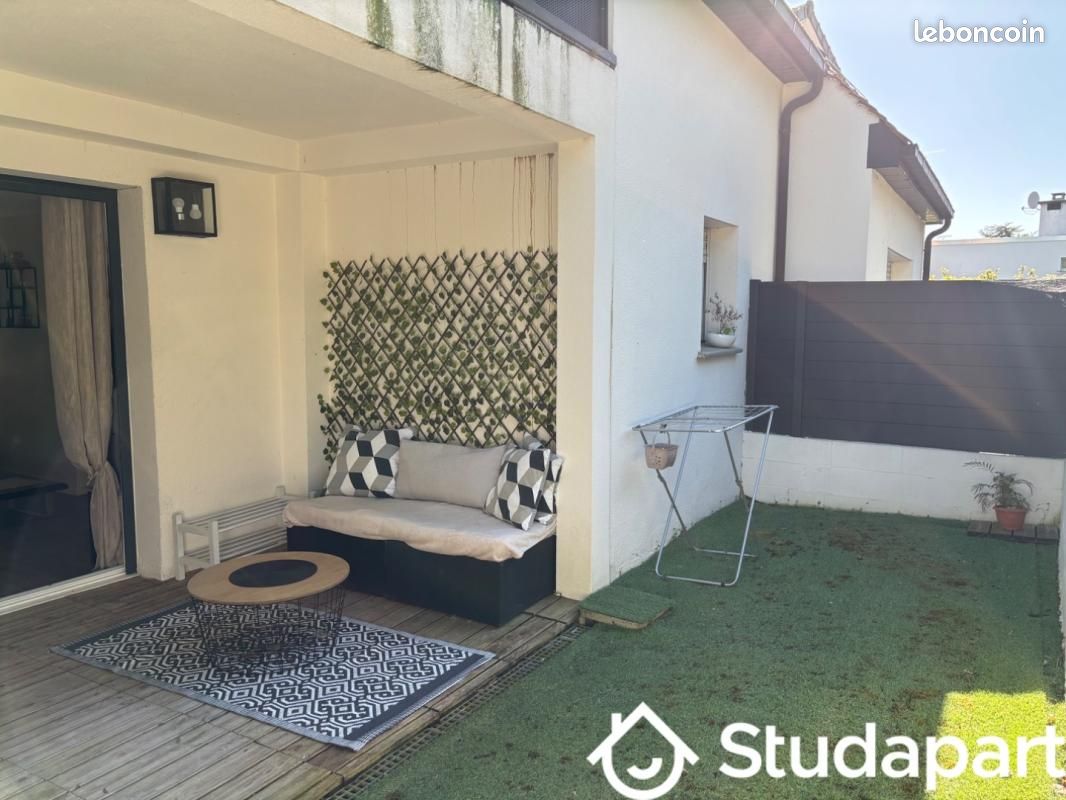 Appartement 1 pièce 35 m² · à Sèvres · 35 m² · 1 090 €