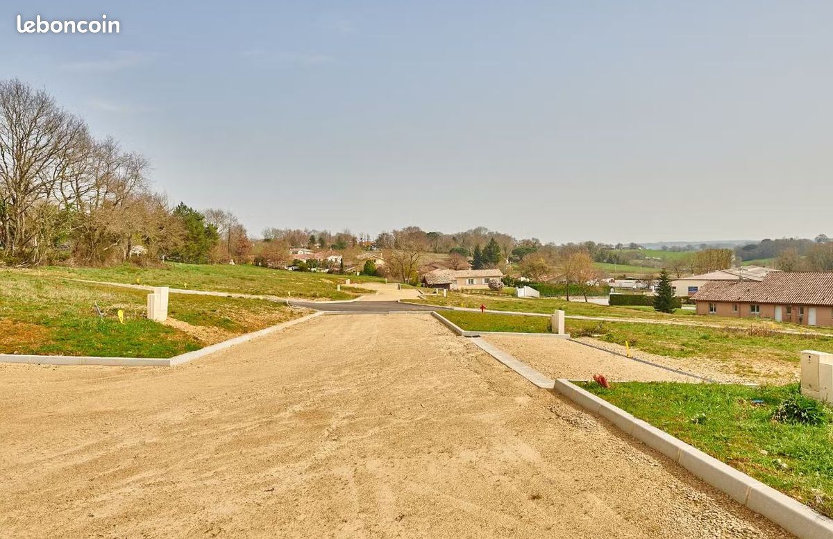 Terrain à bâtir de 791 m² à MONTSOUE (40) · à Montsoué · 35 595 €