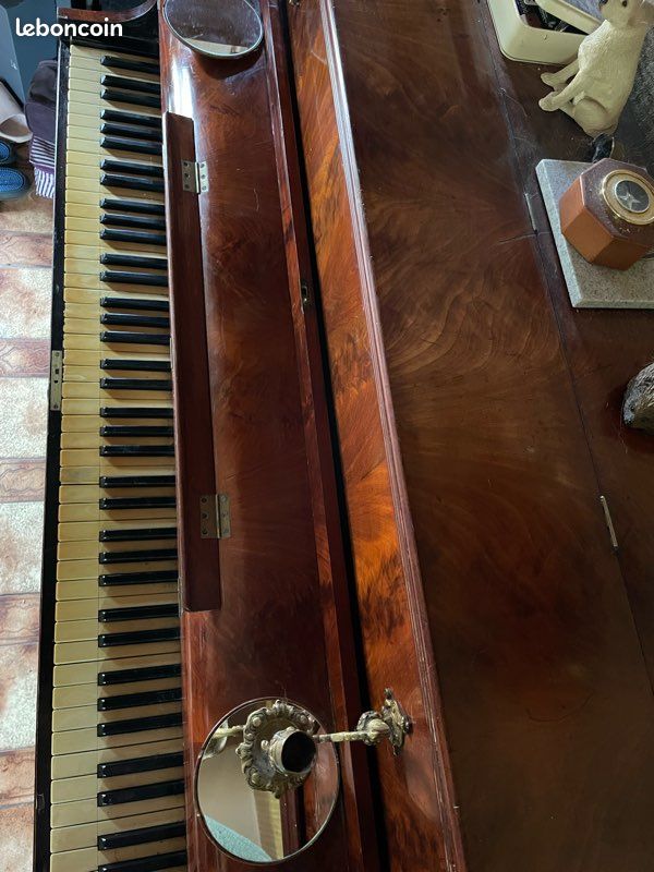 Piano Bar 🎹 🍸 (image 5)
