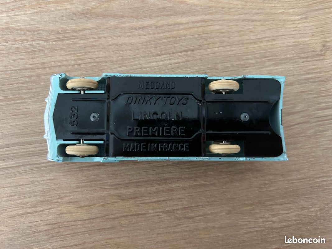 Miniature Dinky Toys 1/43 - Lincoln Première - Jouet Ancien Collection