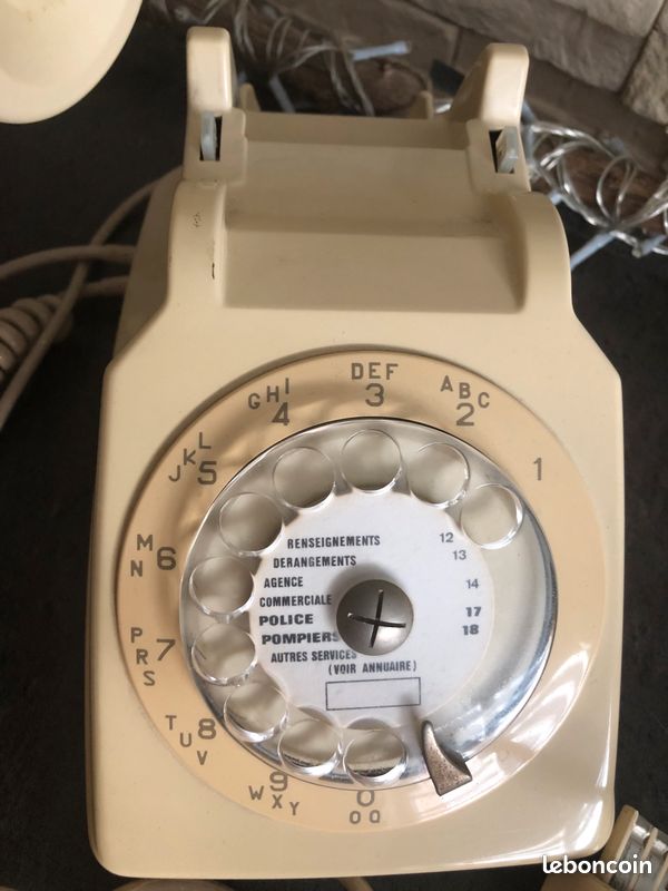 Téléphone rétro (image 2)