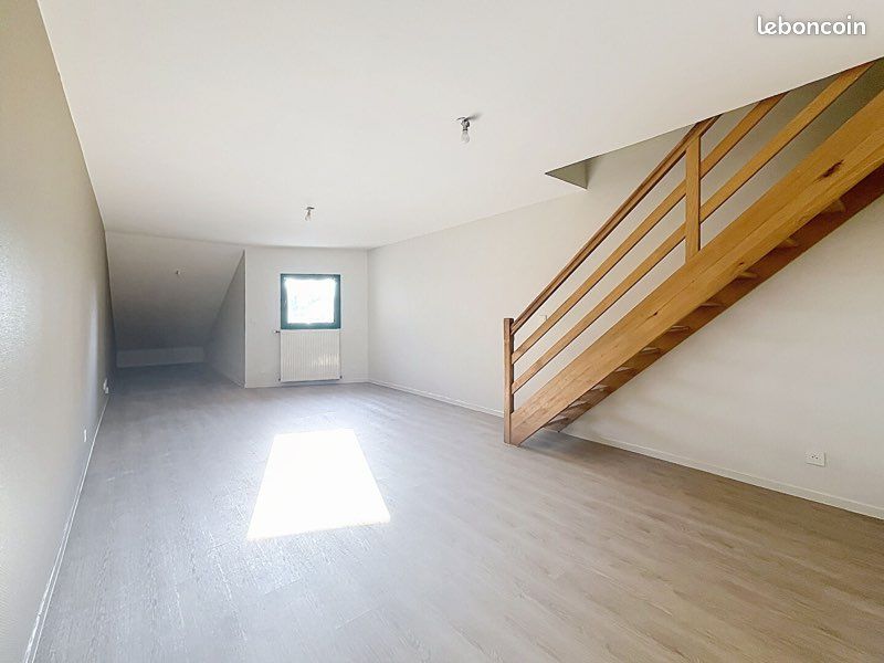 Appartement 4 pièces 120 m² · à Chaumont · 120 m² · 650 €/mois