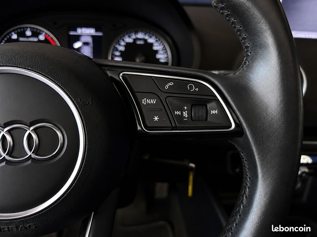 AUDI A3 Berline 1.0 115 cv Sport - 2017 - Régulateur de vitesse - Bluetooth - Toit ouvrant - LED (image 11)