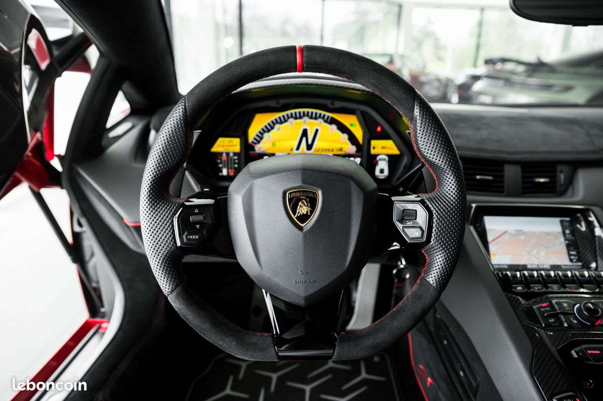 Lamborghini Aventador SV Coupé LP750-4 V12 6.5 750 ch (image 8)