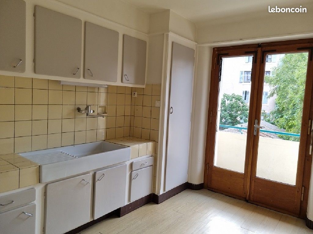 Appartement 3 pièces 70 m² · à Annemasse · 70 m² · 225 000 €