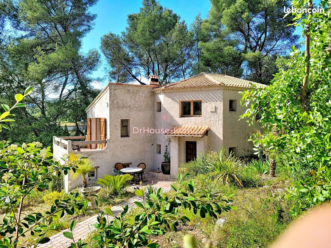 Maison 4 pièces 100 m² · à Roquevaire · 100 m² · 439 000 €