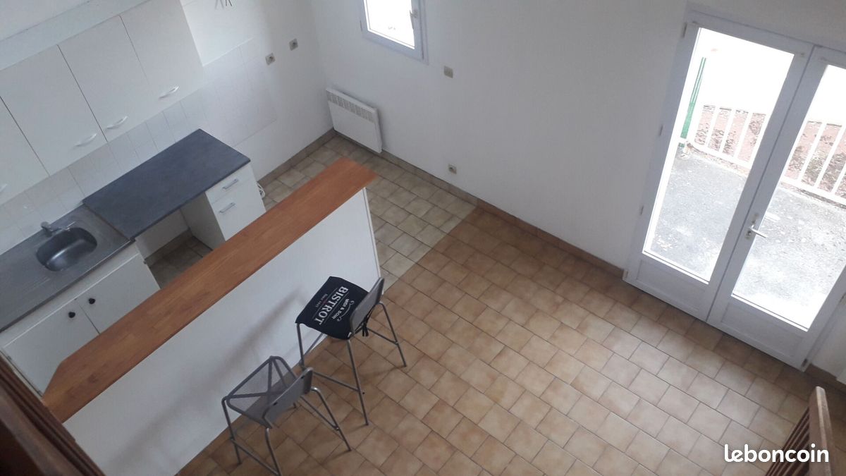 Appartement 3 pièces 58 m² · à Neuville-de-Poitou · 58 m² · 585 €/mois