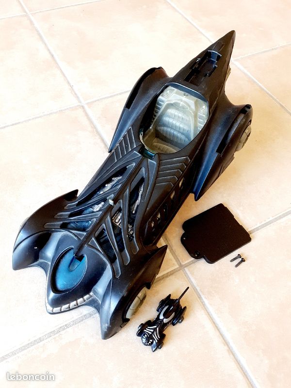 Batmobile Batman Forever Kenner 1995 (image 1)
