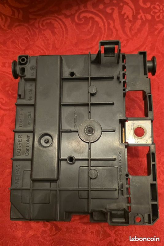 Boitier de servitude moteur BSM citroen C4 picasso (image 2)