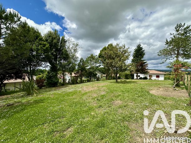Terrain 1035 m² Guiche