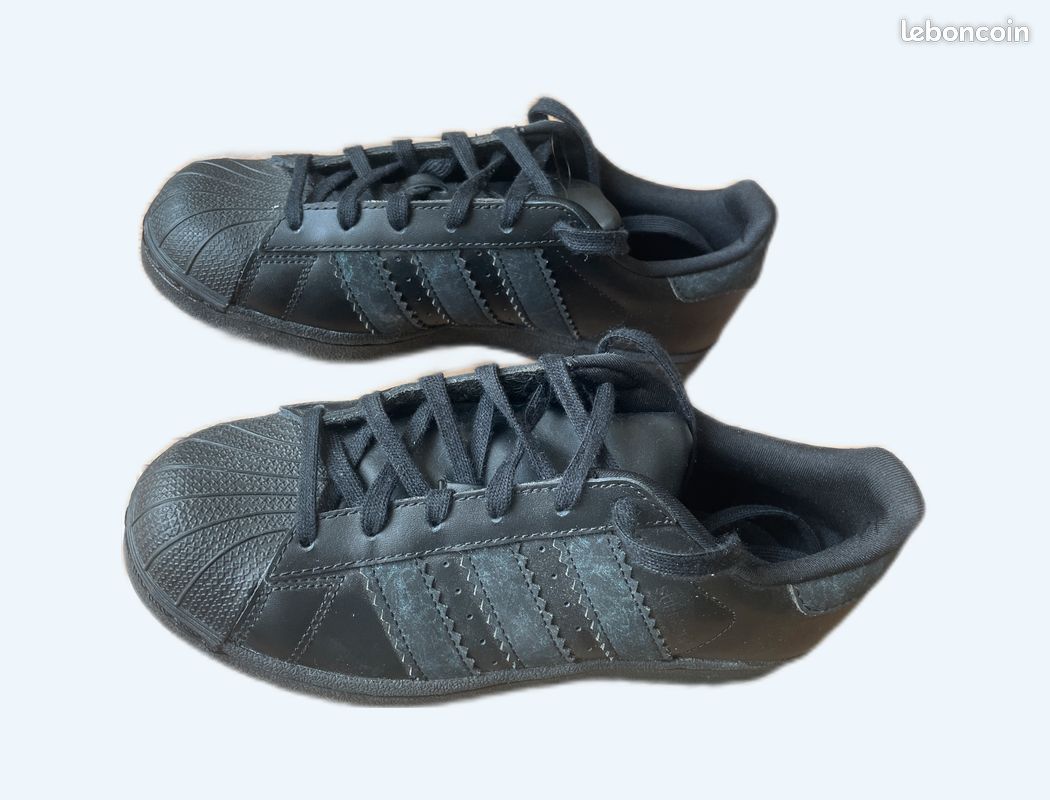Chaussure adidas (image 1)