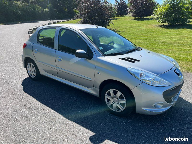 Peugeot 206+ 1.4 hdi 70cv (image 2)