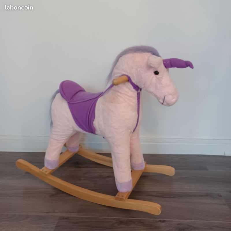 Cheval à Bascule modèle Licorne avec Sons Authentiques Selle Grand